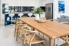 The Hinterland Dip House Minutes to Noosa & Beaches - Image 4