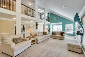 Spacious Anderson Home: Great for Group Retreats - Image 3