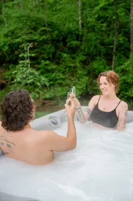 Hugga Creek Cabin | Hot Tub, Sauna, Cold Plunge - Image 2