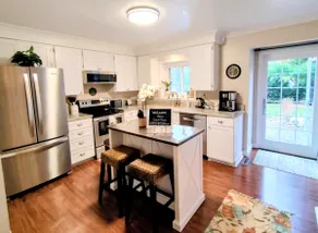 Ames Guest House - Image 3