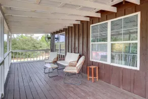 Forest Retreat – Peaceful, 5 acres w Huge Patio - Image 4
