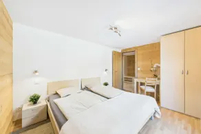 Family apartment with mountain views - Image 4
