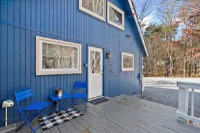 Dog-Friendly Chalet in The Woods Resort w Fire Pit - Image 4