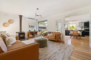 Wildwood Cottage - Village, Beach, Wineries - Image 3