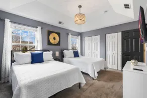 Luxury 4 Bedroom Home Elgin - Image 5
