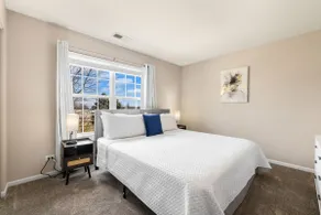 Luxury 4 Bedroom Home Elgin - Image 2