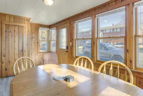 Steps to Shore! Pet-friendly Lake Waconia Getaway - Image 4