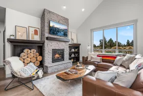 Brasada Ranch Elegance | Hot Tub| Bocce| Ping Pong - Image 2