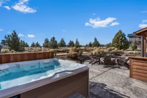 Brasada Ranch Elegance | Hot Tub| Bocce| Ping Pong - Image 3
