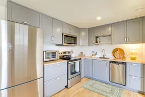 20 Mi to Alta Ski Area: Modern Retreat w/ Yard! - Image 3
