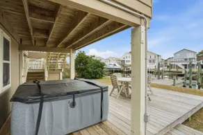 Starfish Hideaway - Waterfront Getaway - Image 4