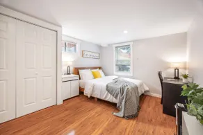 Spacious 2BR Home, Backyard Parking [snowball2] - Image 3