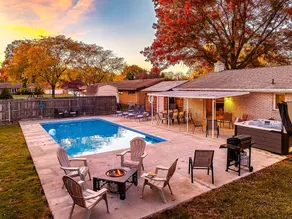Swimhaven | Pool | Hot Tub | Arcade - Image 5