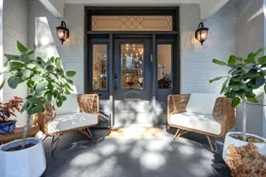 Luxury 2BR/1BA in a Restored 1920s Savannah Home - Image 3