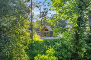 The Blue Heron - Riverfront Retreat w/ Hot Tub - Image 3