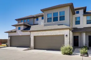 < 2 Mi Kalahari & Dell Diamond! Modern Townhome - Image 3