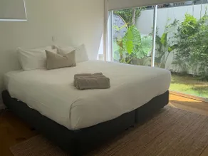 Spacious Bilinga Beach Stay, Sleeps 6 + Sauna, U5 - Image 2