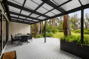 Banksia Waterfront Beachhouse - Image 2