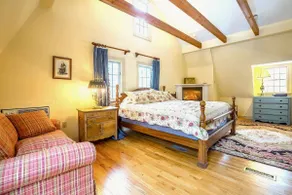 Private Tavern, Hot Tub, 8-Fireplaces, Spa Baths, Fire Pit, Baths Ensuite - Shop or Ski! - Image 2
