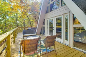Fairfield Bay Home w/ Pool Access & Boat Slip - Image 3