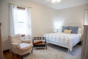 Sunny Side on Storm 3BR 3BA Retreat - Image 2