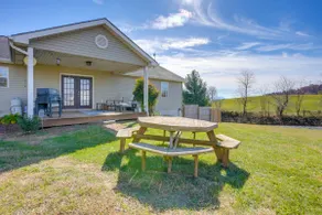 Tranquil Shenandoah Valley Retreat w/ Patio - Image 5