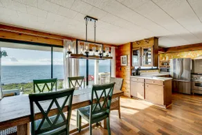 Whale Watch & Relax Fireside: Puget Sound Gem! - Image 4
