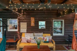 Charming Madison Cabin. Hot Tub, Fire pit & WiFi - Image 3