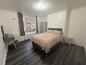 2 Bed Flat - Sleeps 3 - Parking - Wifi - Image 2