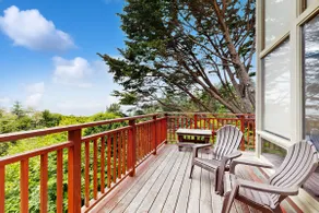 Oceanview Mendocino Artist Retreat - Garden Deck - Image 4