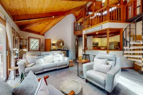 Mendocino Cozy Cabin-Large Patio Grill & Garden - Image 5