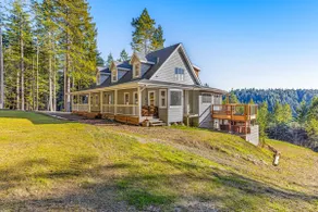Stunning 3br With Ridge Top Views And Hot Tub - Image 3