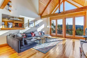 Stunning 3br With Ridge Top Views And Hot Tub - Image 2