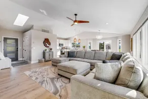 Stylish House with Ocean Views Hot Tub Game Room - Image 4