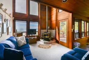 Ocean view home with Fireplace Hot Tub Deck - Image 3
