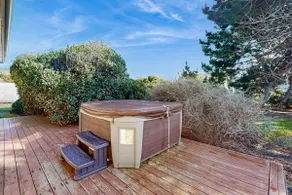 Large Luxury Home - Ocean View, Hot tub, Game Room - Image 4