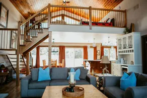 3BR Waterside Cottage w/King Beds & Fireplace - Image 4