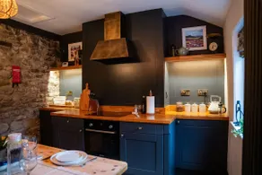 Boole Cottage - Image 2