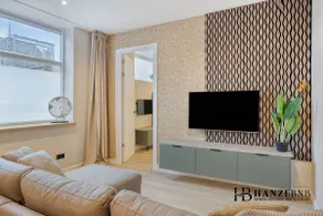 HanzeBnB - The Luxury Apartment - Image 2