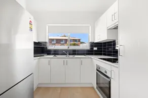 Villa Burra - Pet Friendly - 5 Mins Walk to the Beach - Image 5