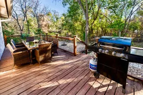 1 Mi to Campus! Creekside Austin Home w/ Game Room - Image 3