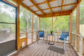 1 Mi to Campus! Creekside Austin Home w/ Game Room - Image 4