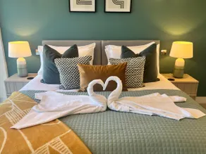 Modern Hawthorn Stay, New Forest Escape - Image 4