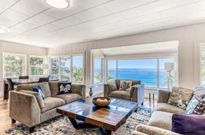 Spacious ocean view home with wood fireplace grill - Image 3