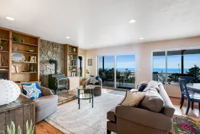 Exquisite Home with Top of the World Views Free Wi - Image 3
