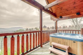 2 Story Homey Cabin Sleeps 6 Hot Tub Shared Pool - Image 4