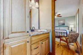 Serene Home Sleeps 14 Dock Waterslide Near Marina - Image 4
