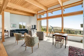 New home with unparalleled ocean views and private - Image 2
