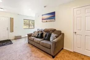 Large and convenient duplex suite with central AC - Image 4