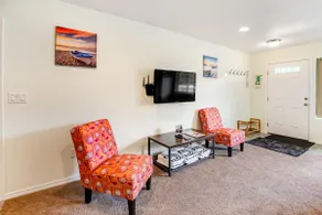 Large and convenient duplex suite with central AC - Image 3